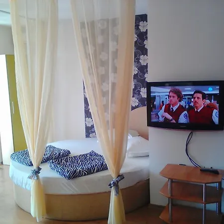 Studio Romantika